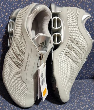 Zapatillas Futuritas Adidas Megaride S2 Silver.