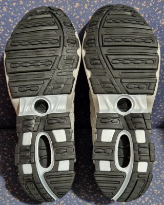 Zapatillas Futuritas Adidas Megaride S2 Silver.