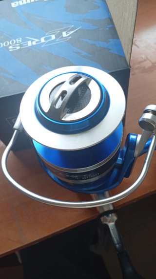 Carrete pesca Okuma Azores 8000