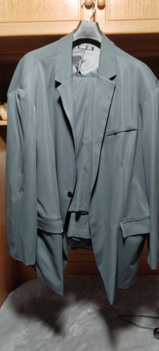 Traje completo gris talla 6XL