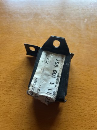 Soporte Radiador BMW 1711109957