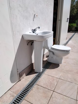 Lavabo y WC completos