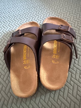 Sandalias Birkenstock Marrones