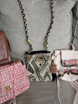 Lote bolsos y maletín marrón y rosa