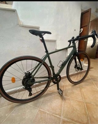 Bicicleta Gravel Triban Verde