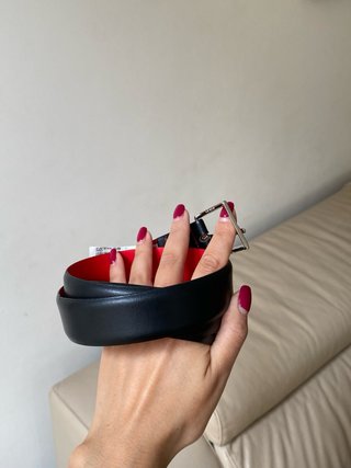 Cinturón Piel Hugo Boss Negro rojo elegante 80