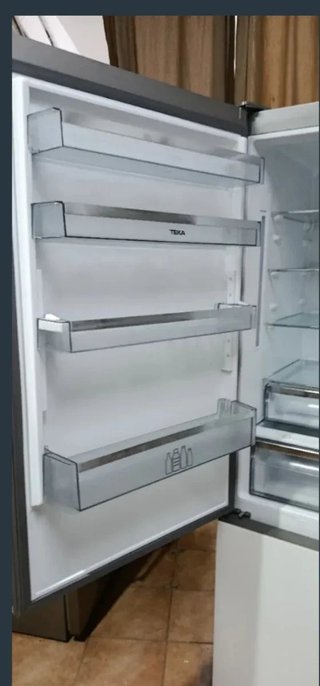 Nevera teka cristal