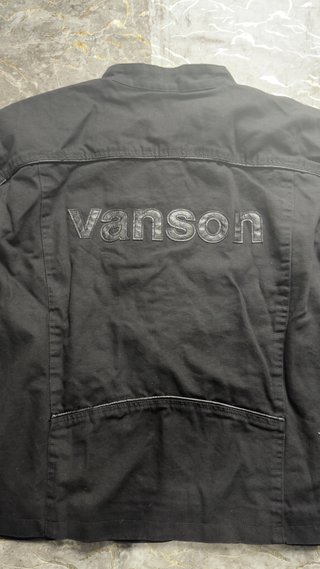 Chaqueta Supreme x Vanson Negra