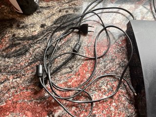 PlayStation 3 + 2 mandos