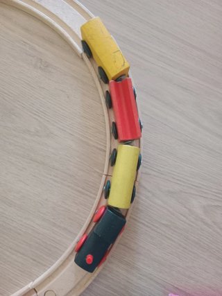 Circuito de tren de madera