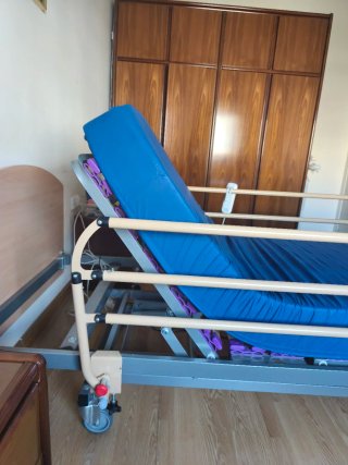 Cama articulada eléctrica