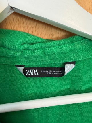 2 Camisas de lino azul y verde de Zara