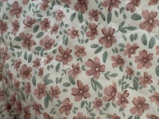Coppia di copriletti floreali verde e rosa