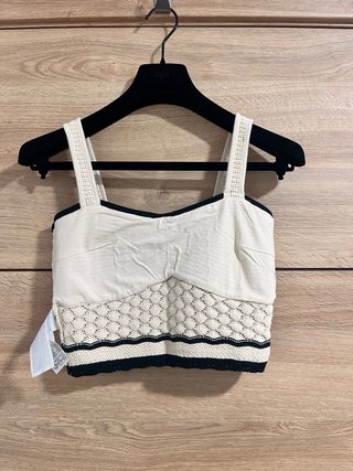 Croptop | Top Corto | Punto |Hollister Talla M