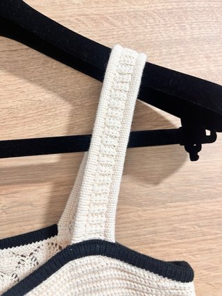 Croptop | Top Corto | Punto |Hollister Talla M