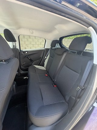 Peugeot 208 Peugeot 208 5P STYLE 1.2L PureTech 82