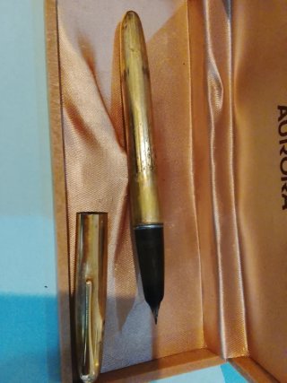 Penna Aurora 88 laminata oro
