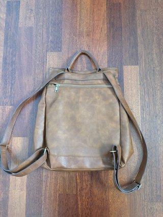 Mochila Misako negra – práctica, ligera.