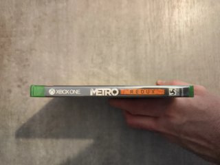 Metro Redux Xbox One precintado