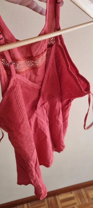 Top Oneil Rojo