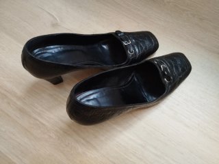 Zapatos de piel negros