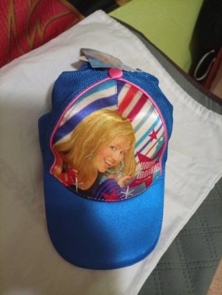 2 Gorras de chica sin estrenar
