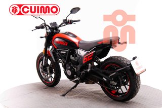DUCATI SCRAMBLER FULL THROTTLE