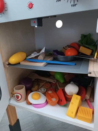 Cocina de juguete de madera, con accesorios