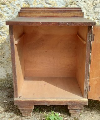 Mesilla antigua de madera