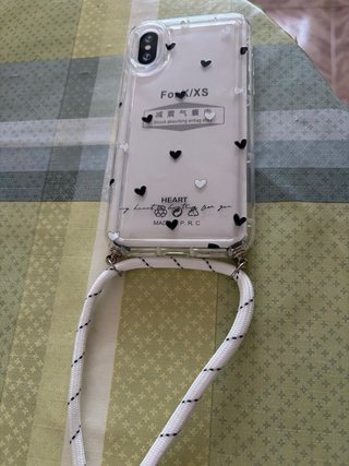 Nuove cover per iPhone X/XS