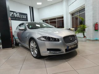 Jaguar XF 2012 luxury
