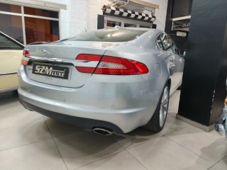 Jaguar XF 2012 luxury