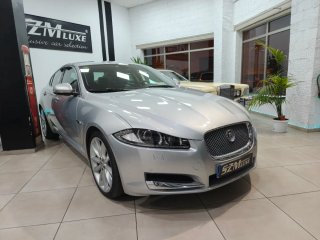 Jaguar XF 2012 luxury