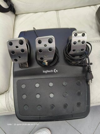 Logitech G920 con pedaliera