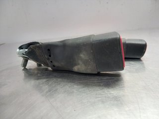 ENGANCHE CINTURON TRASERO IZQUIERDO TOYOTA YARIS