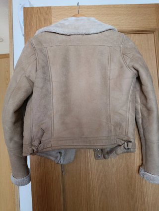 Chaqueta aviador Bershka borreguito beige M