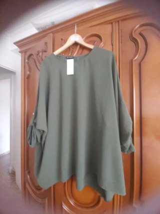 Camiseta verde oliva talla 50/52