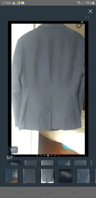 Americana ASOS azul con botones dorados