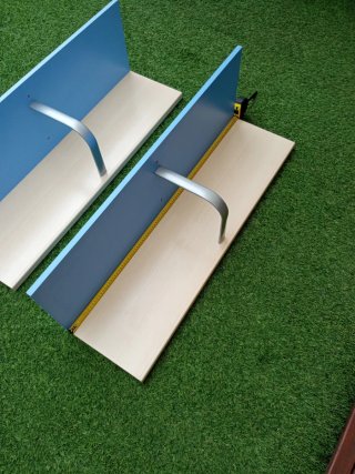 4 estanterías infantil azul y madera