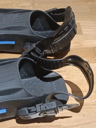 Aletas de buceo Cressi azules