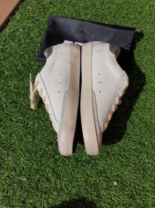 Golden Goose Superstar Blanco y Dorado