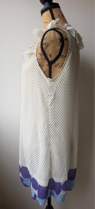 Vestido Jasmine London lunares