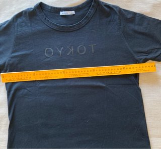 Camiseta Zara negra con texto TOKYO talla S