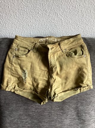 Pantalones cortos vaqueros DENIM & COLOR verde oli