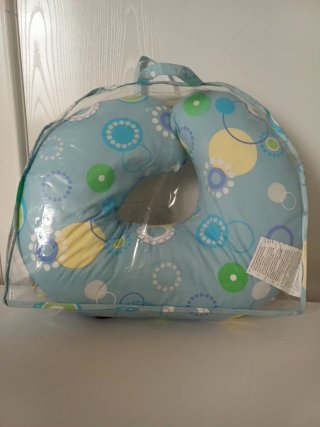Cojín Lactancia Boppy Chicco Azul Lunares