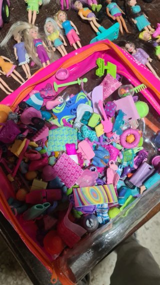 Lote de muñecas Polly Pocket y accesorios