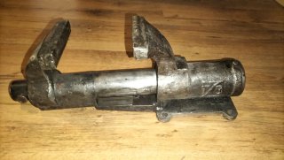 Tornillo de banco antiguo