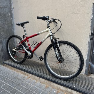 Bicicleta Talla S Roja y Blanca