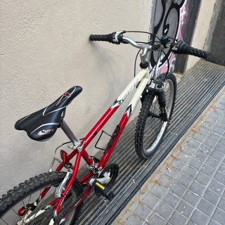 Bicicleta Talla S Roja y Blanca