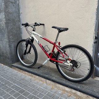 Bicicleta Talla S Roja y Blanca